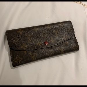 Louis Vuitton Sarah Wallet